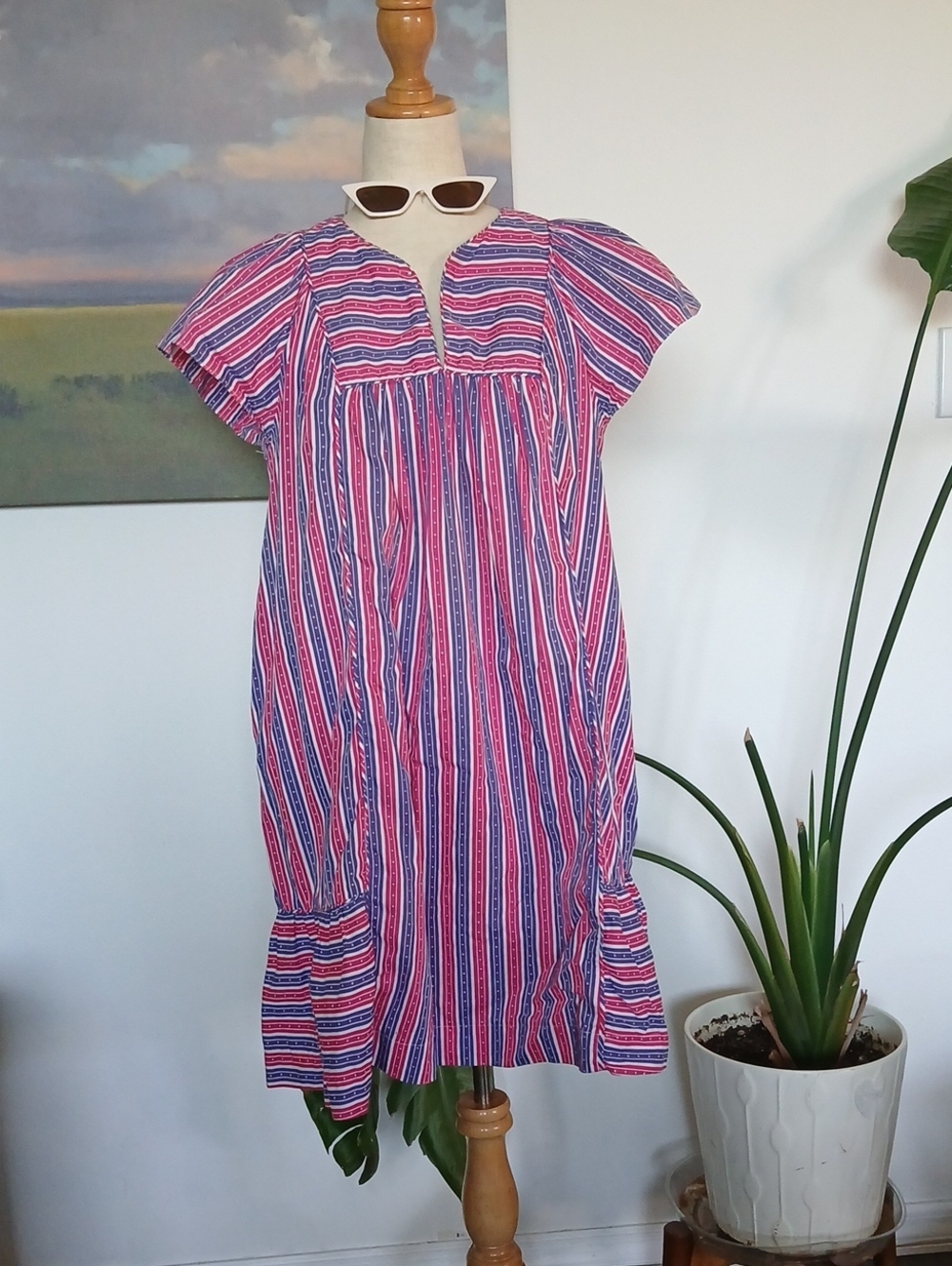 Vintage 70s/80s Striped Pink & Purple Cotton Tunic Dress With Flutter Cap Sleeve
